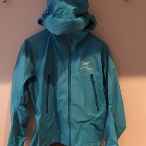Selling for new Arcteryx Jacket
